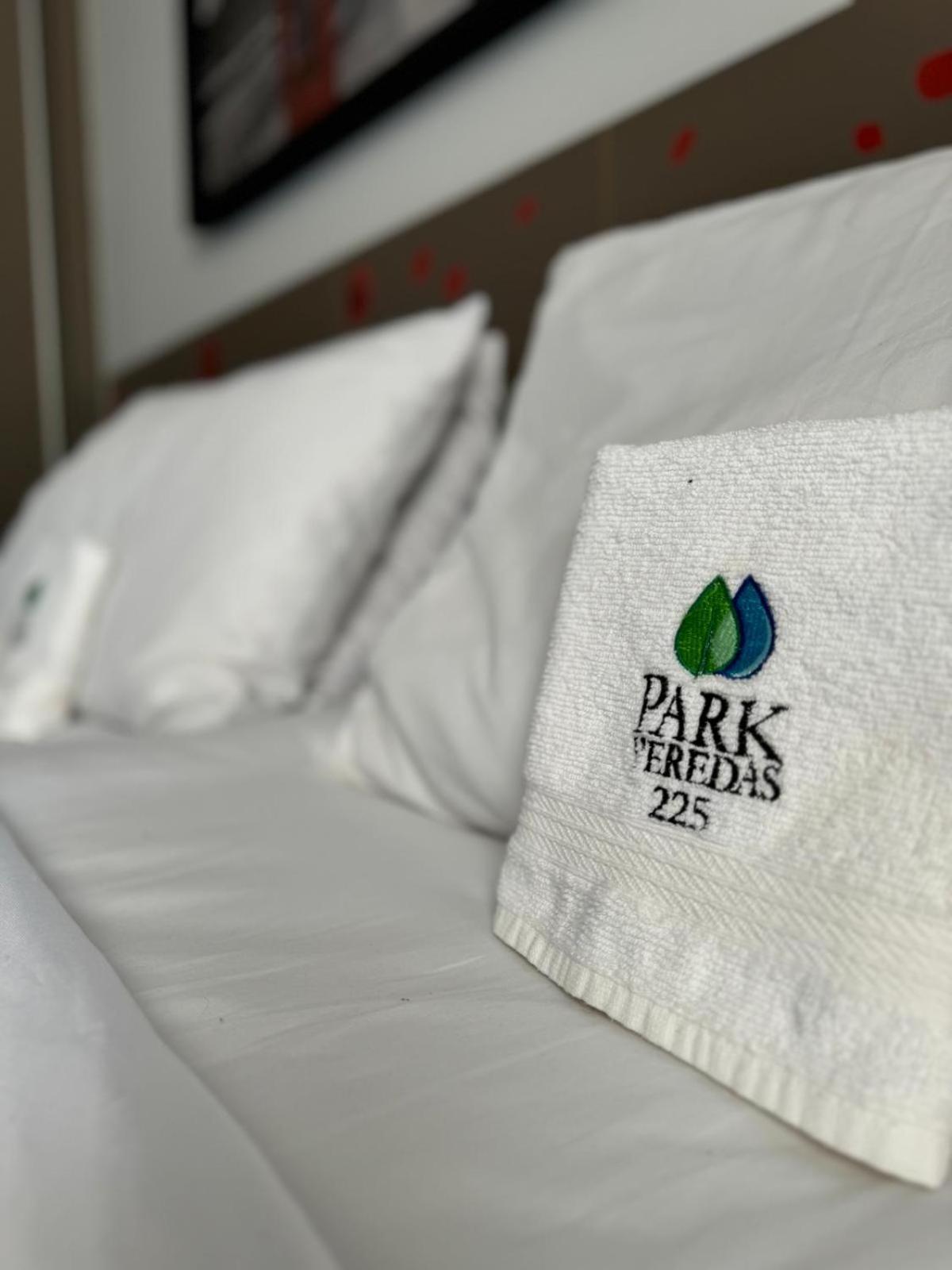 Hotel Park Veredas - Rio Quente Flat 225 Экстерьер фото